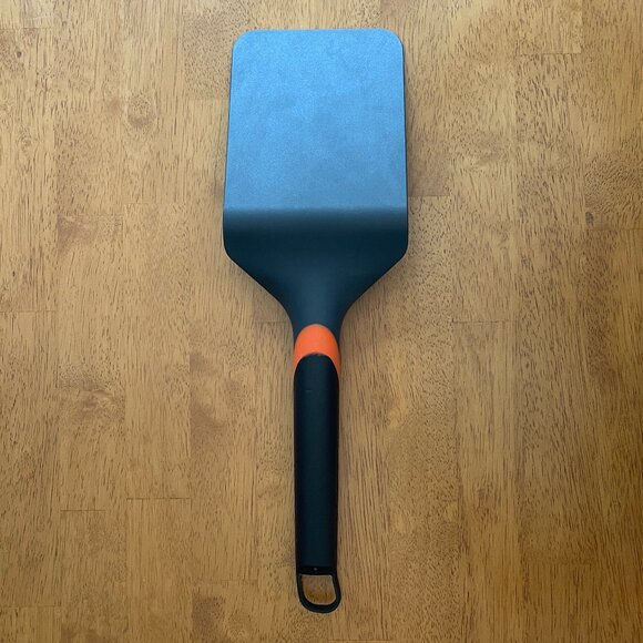 Blackstone Griddle Scoop - Picture 2 of 6